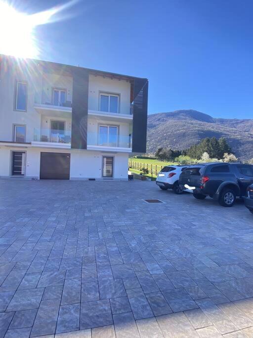 Ferienwohnung Il Giardino Dei Ciliegi Colico Exterior foto